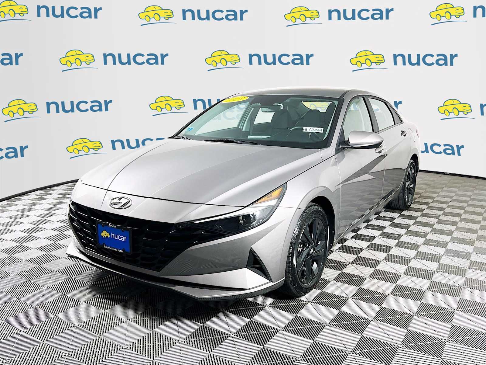 2023 Hyundai Elantra SEL - Photo 3