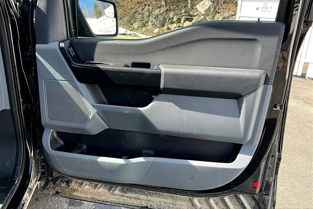 2022 Ford F-150 XL - Photo 12