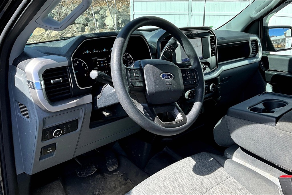2022 Ford F-150 XL - Photo 8