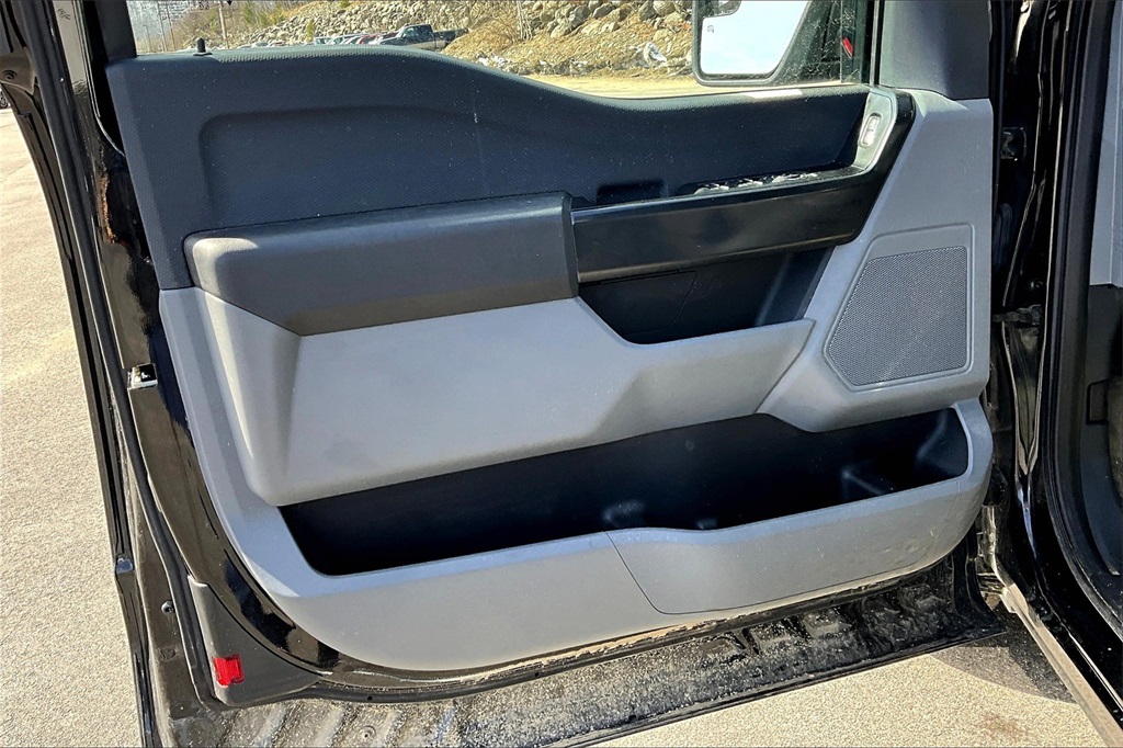 2022 Ford F-150 XL - Photo 9