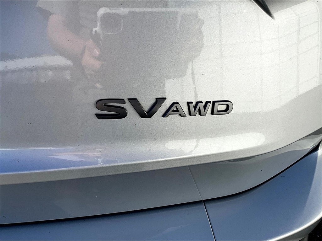 2024 Nissan Rogue SV - Photo 28