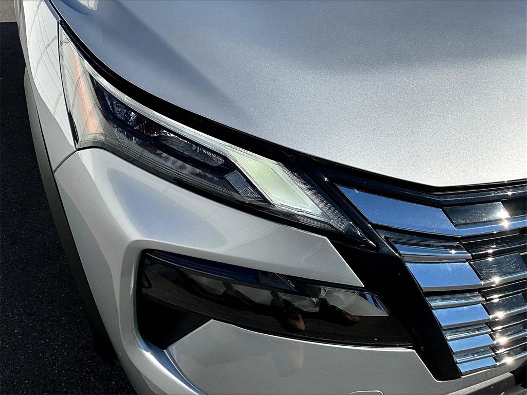 2024 Nissan Rogue SV - Photo 31