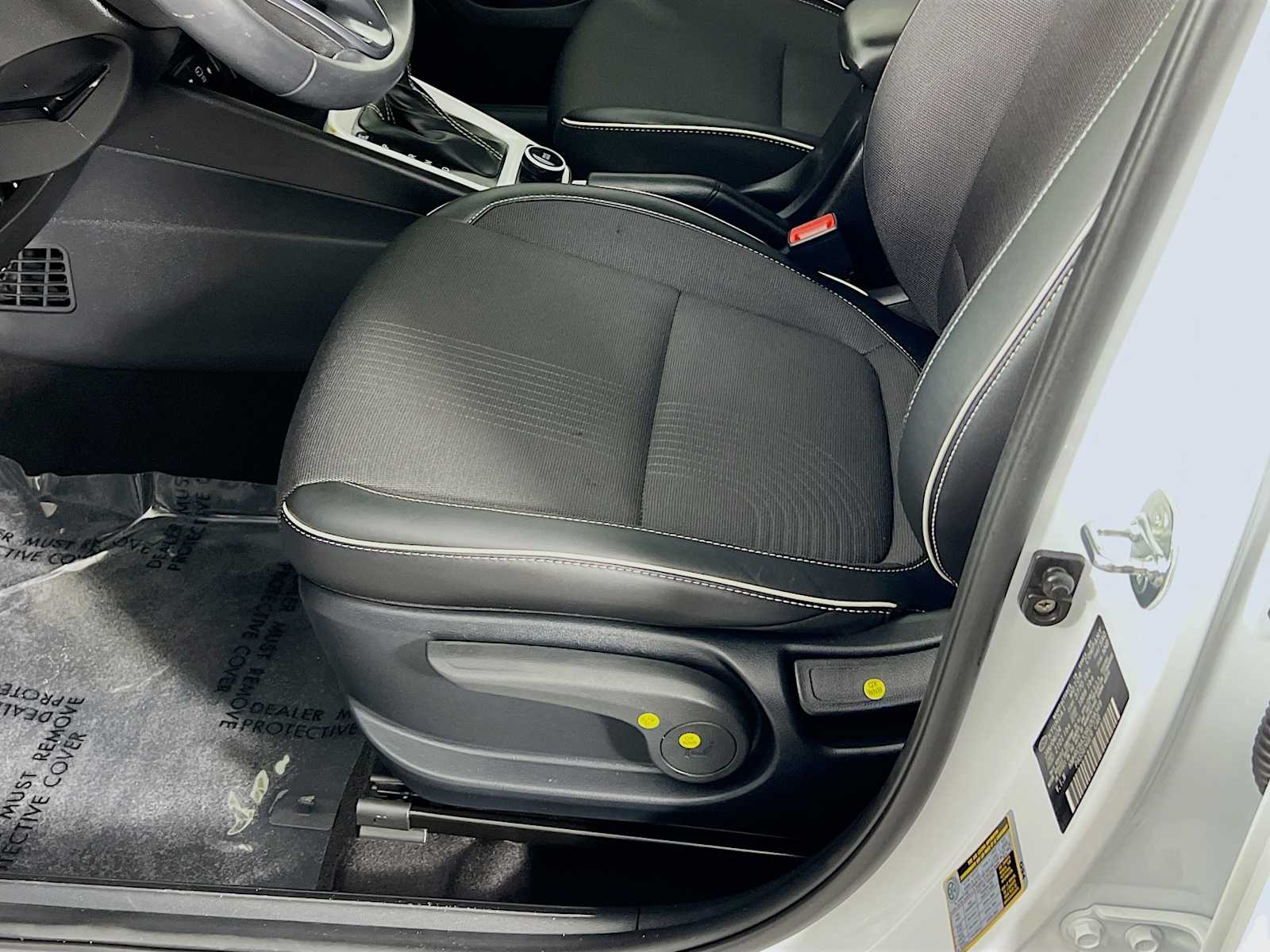 2024 Hyundai Venue Limited - Photo 19