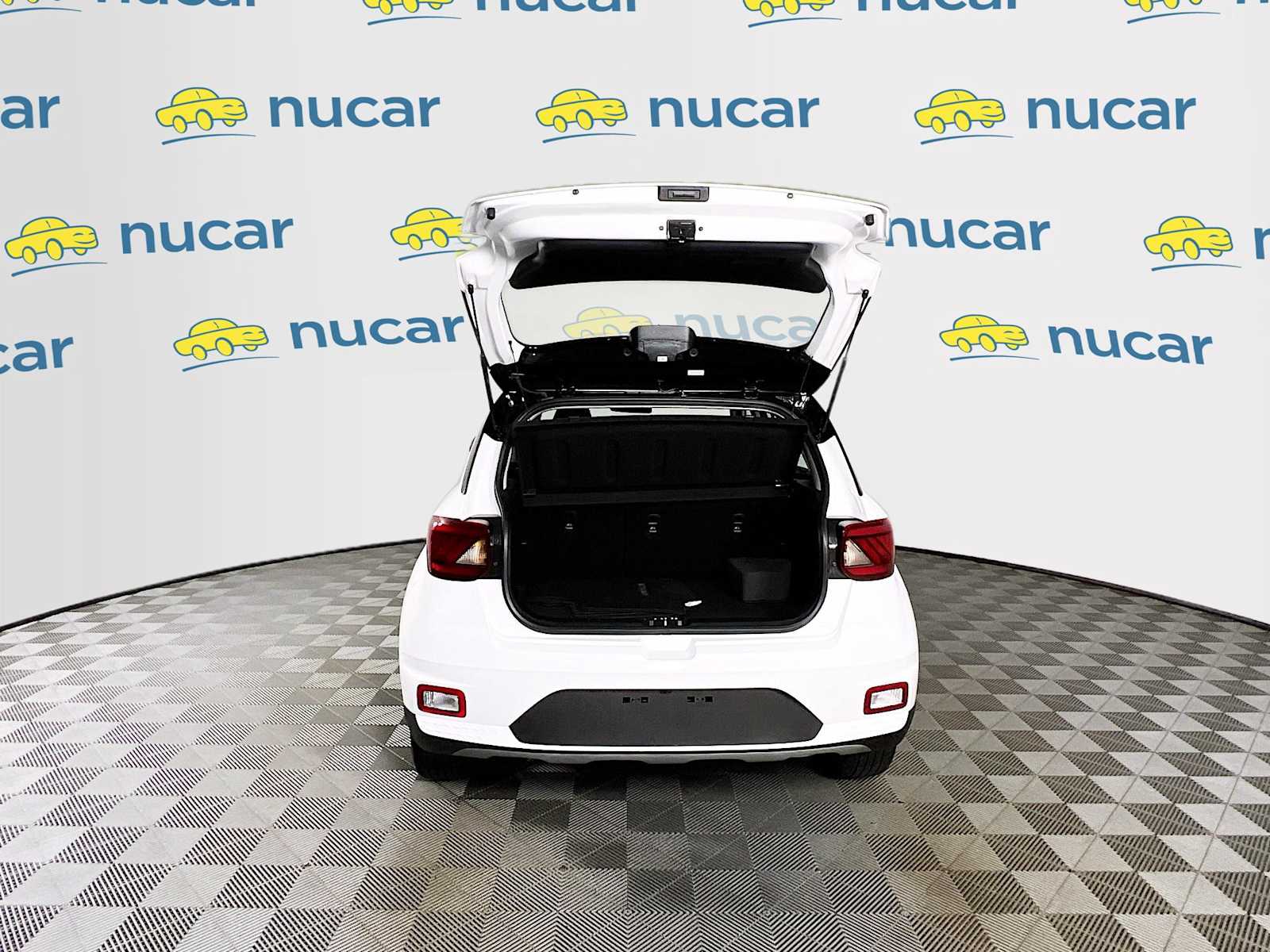 2024 Hyundai Venue Limited - Photo 25