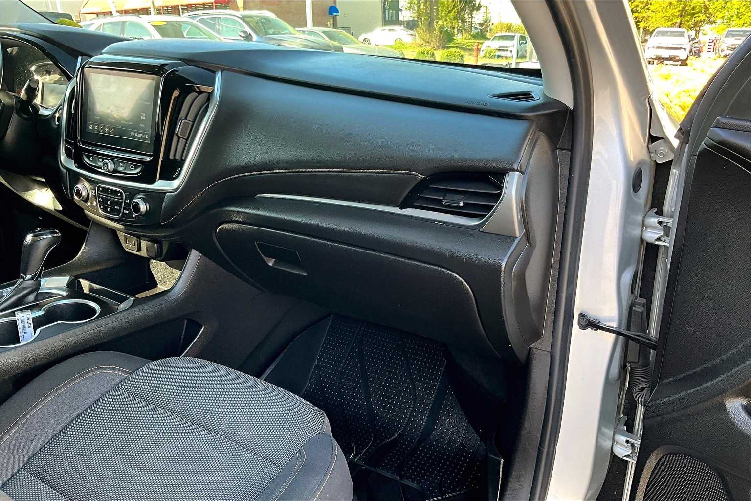 2020 Chevrolet Traverse LT Cloth - Photo 13
