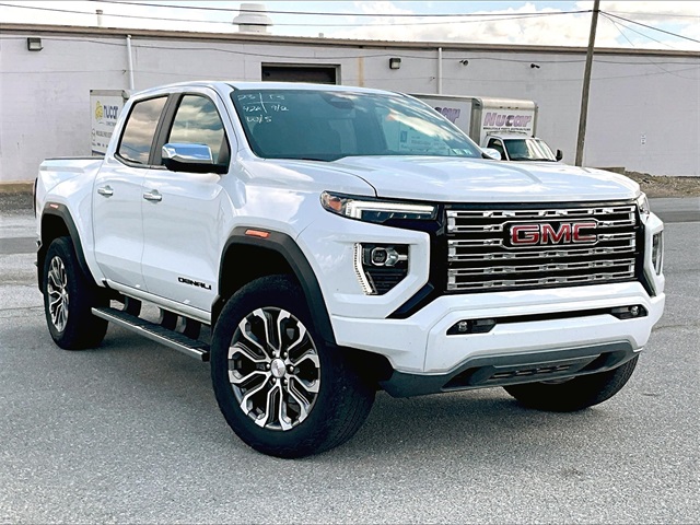 2023 Gmc Canyon Denali photo 3