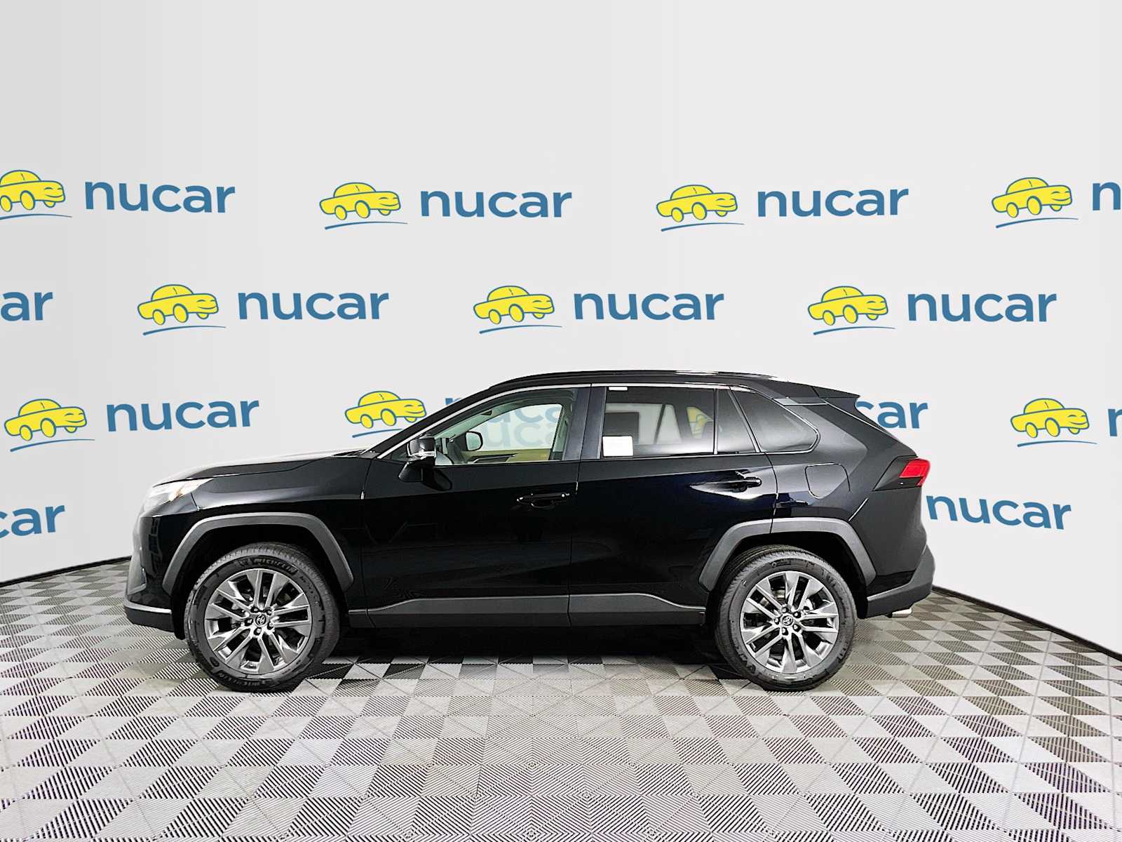 2025 Toyota RAV4 XLE Premium - Photo 3