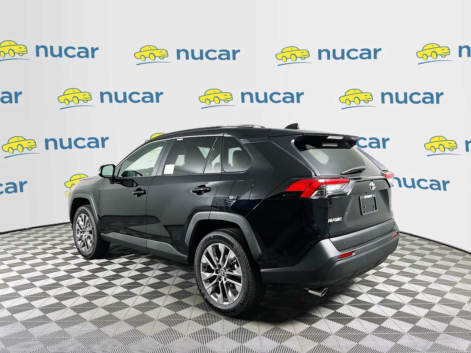 2025 Toyota RAV4 XLE Premium - Photo 4