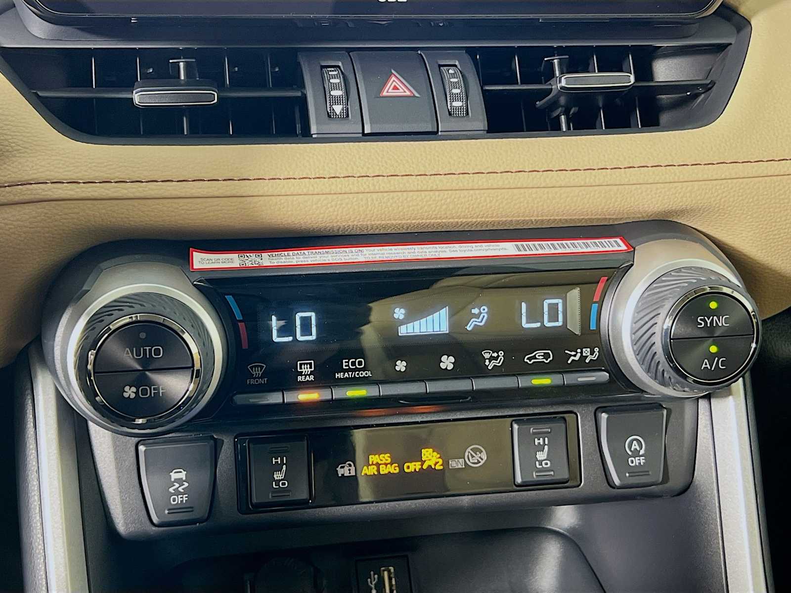 2025 Toyota RAV4 XLE Premium - Photo 10