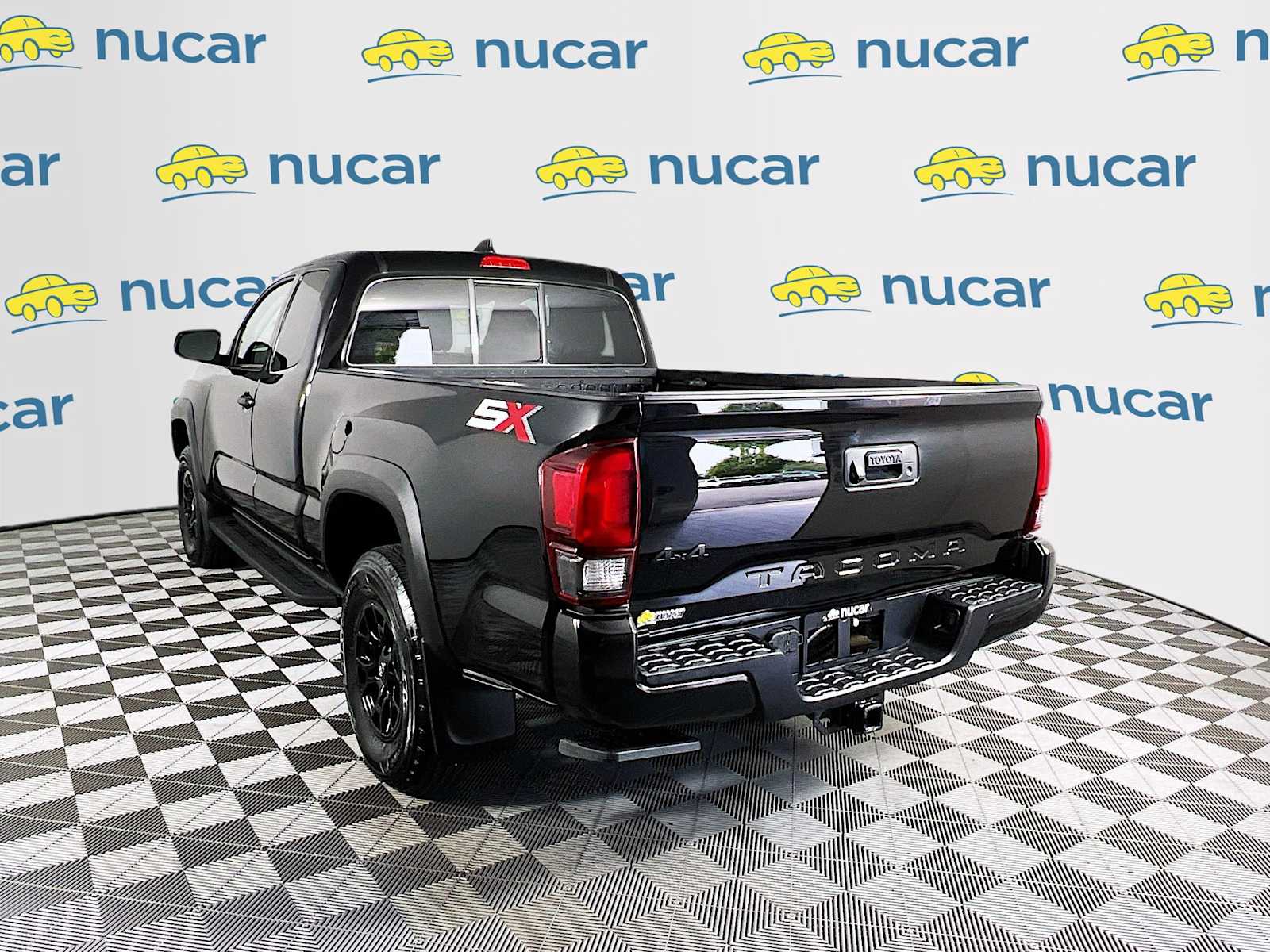 2022 Toyota Tacoma SR - Photo 5