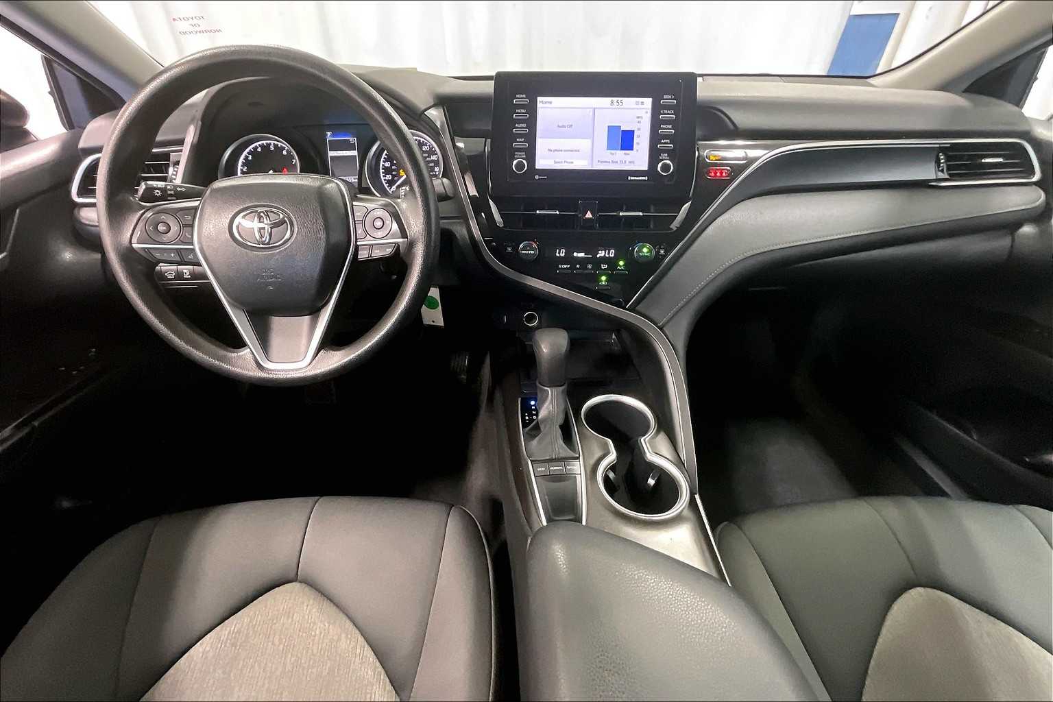 2023 Toyota Camry LE - Photo 21