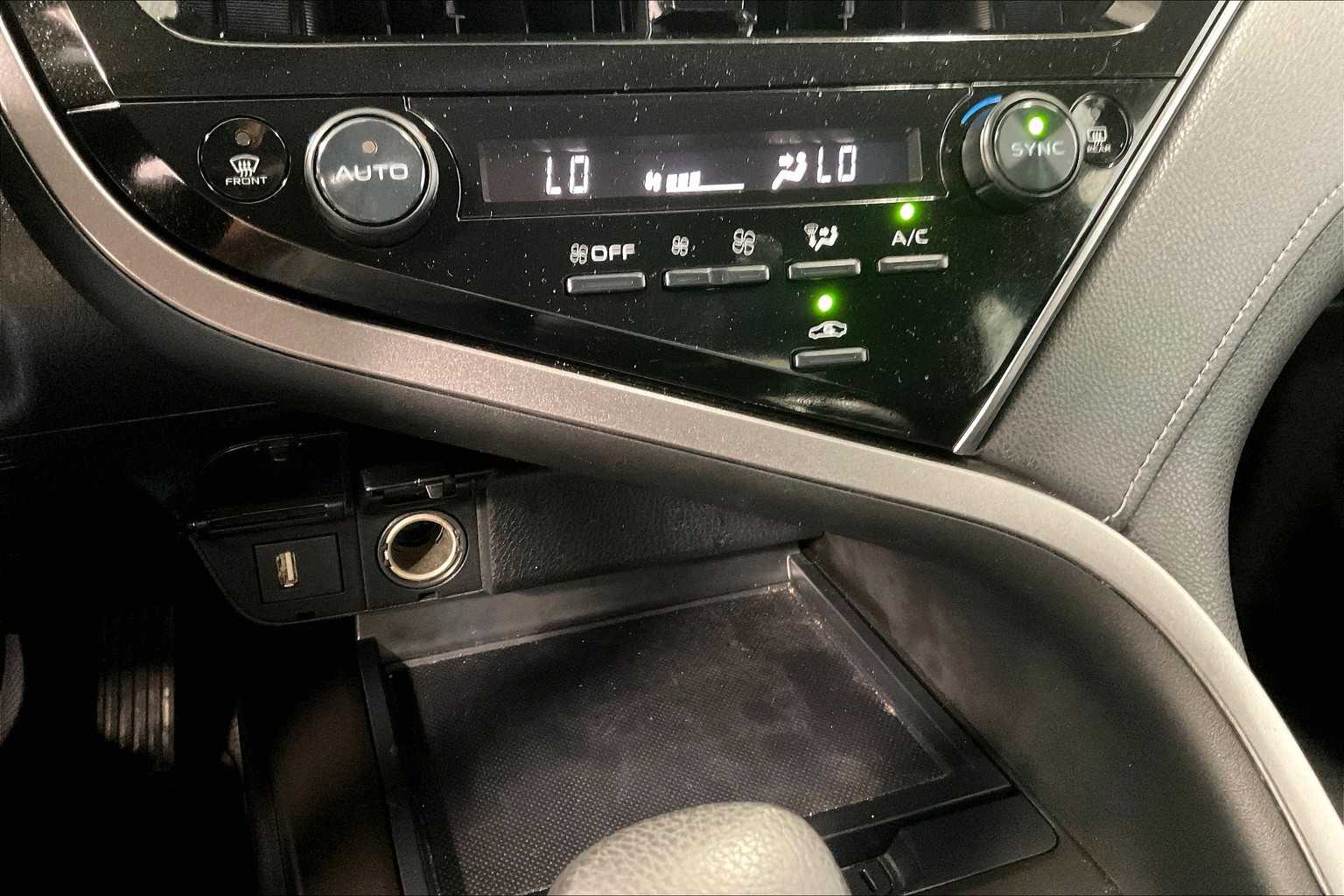2023 Toyota Camry LE - Photo 25