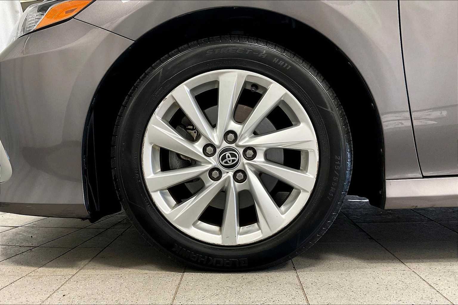 2023 Toyota Camry LE - Photo 7