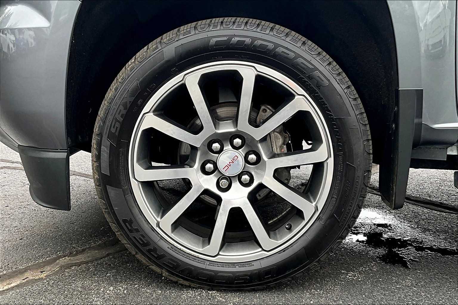 2019 GMC Canyon 4WD Denali - Photo 7