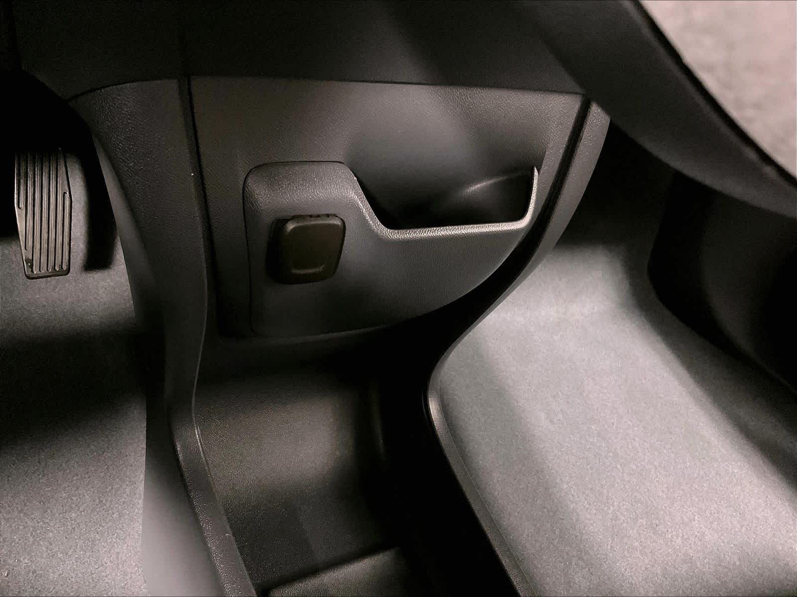 2019 Chevrolet Bolt EV LT - Photo 26