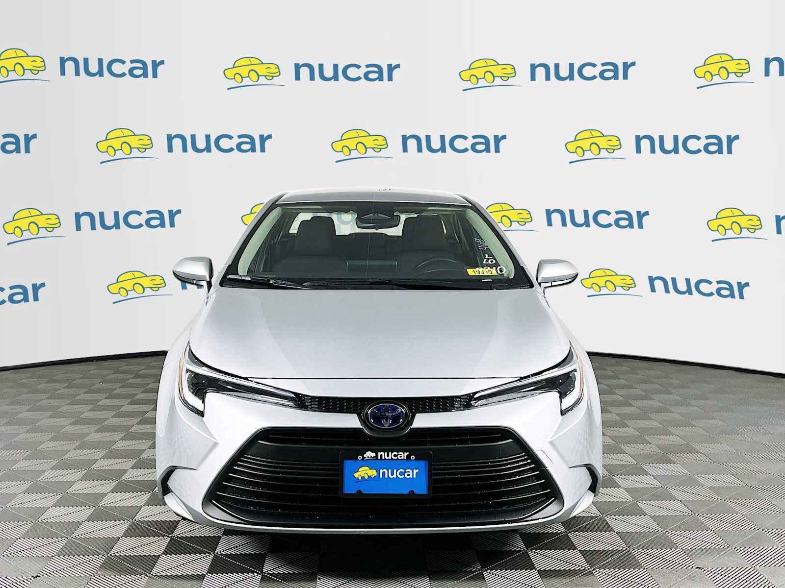 2025 Toyota Corolla Hybrid LE - Photo 2