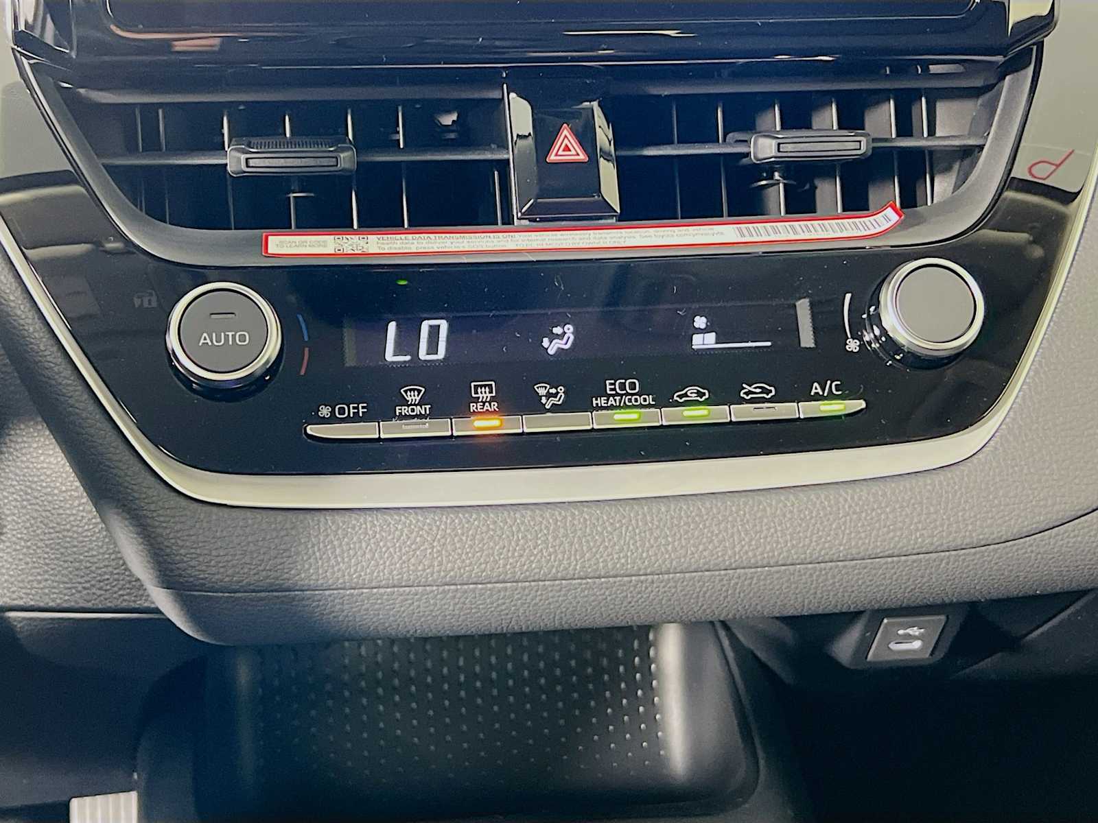 2025 Toyota Corolla Hybrid LE - Photo 10