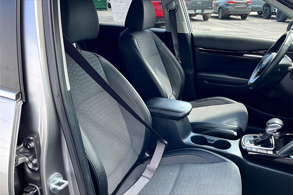 2023 Kia Seltos S - Photo 11