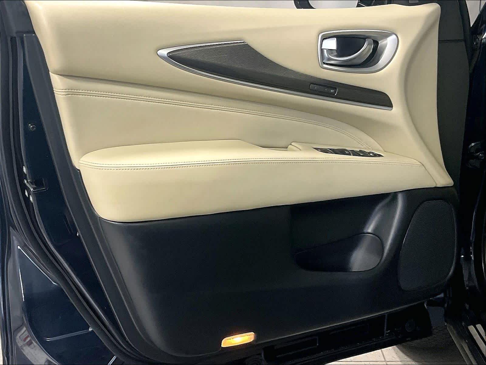 2019 INFINITI QX60 LUXE - Photo 9