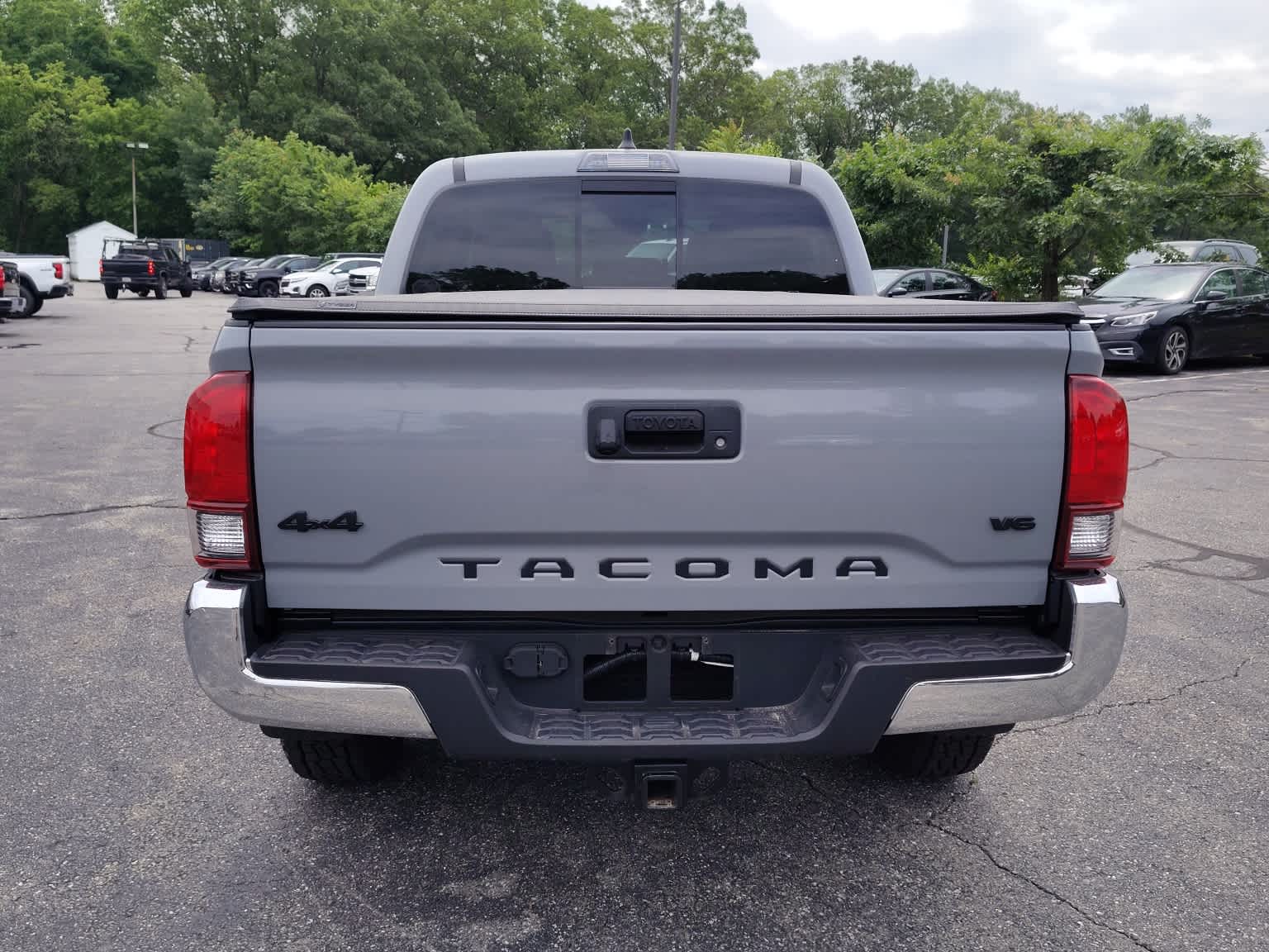 2020 Toyota Tacoma SR5 - Photo 6