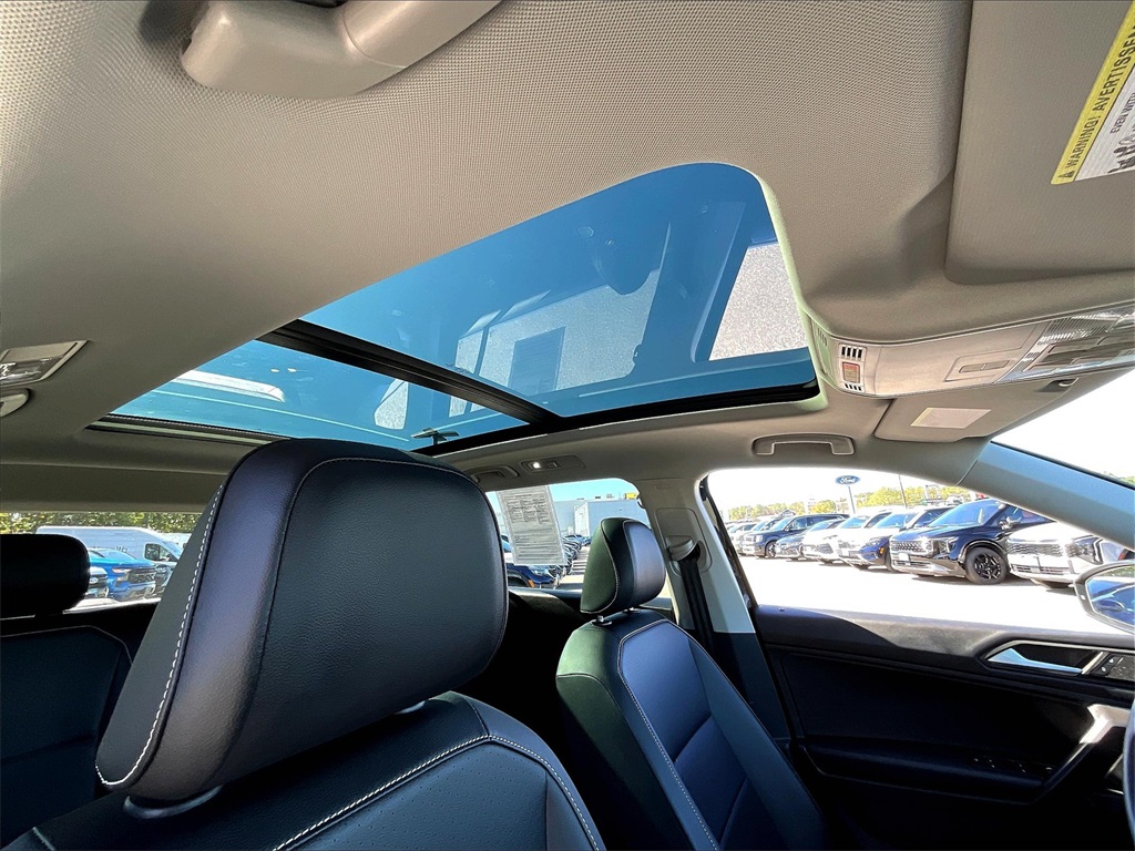 2021 Volkswagen Tiguan 2.0T SE - Photo 21