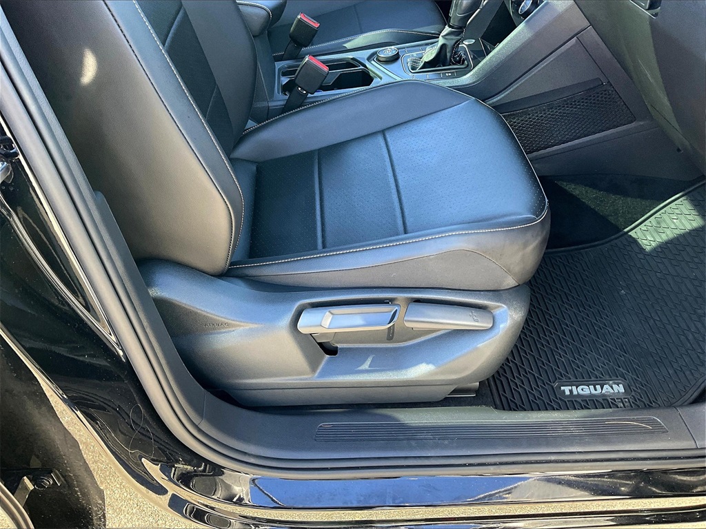 2021 Volkswagen Tiguan 2.0T SE - Photo 36