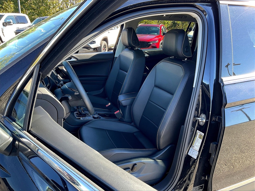2021 Volkswagen Tiguan 2.0T SE - Photo 9