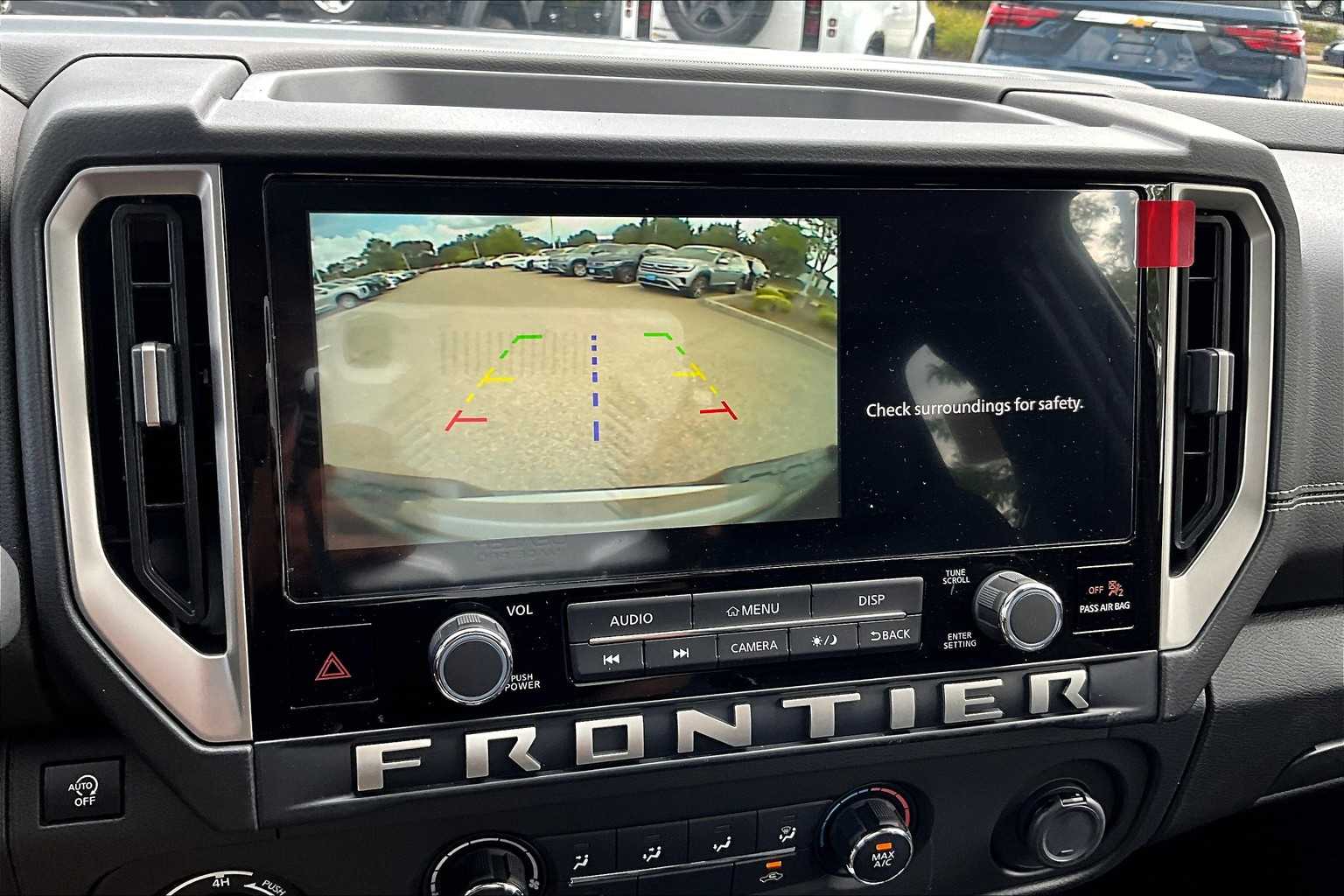 2025 Nissan Frontier SV - Photo 19