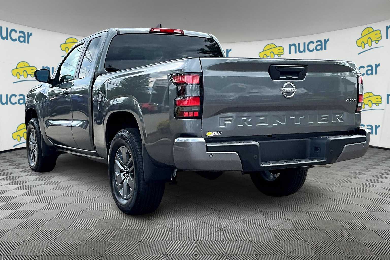 2025 Nissan Frontier SV - Photo 4