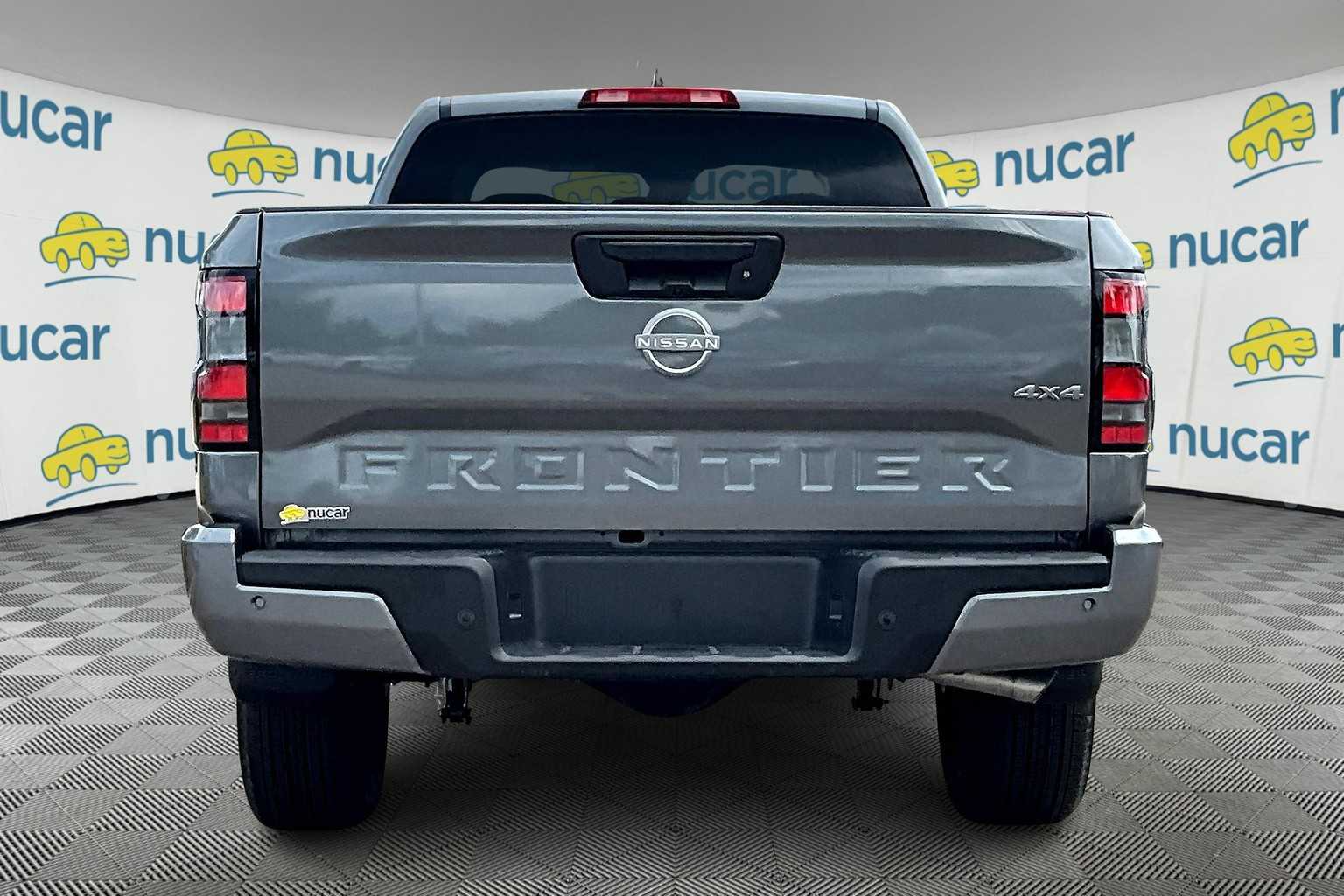 2025 Nissan Frontier SV - Photo 5