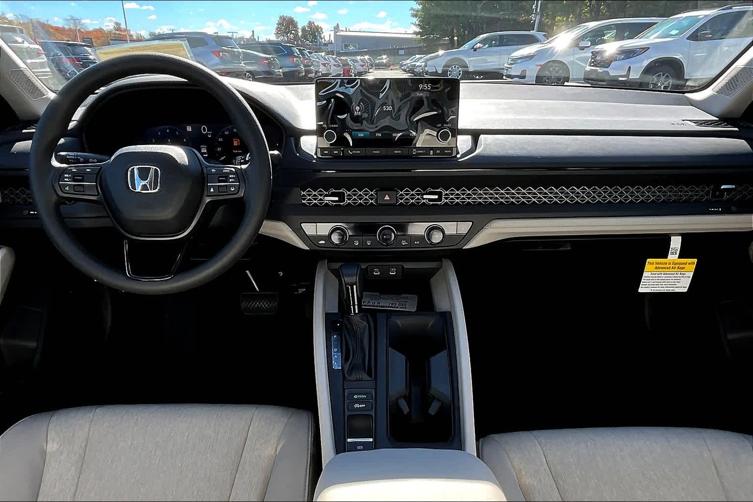 2025 Honda Accord SE - Photo 12