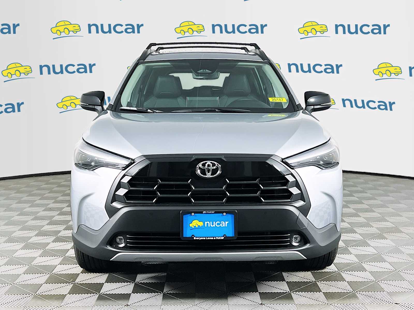 2026 Toyota Corolla Cross XLE - Photo 2