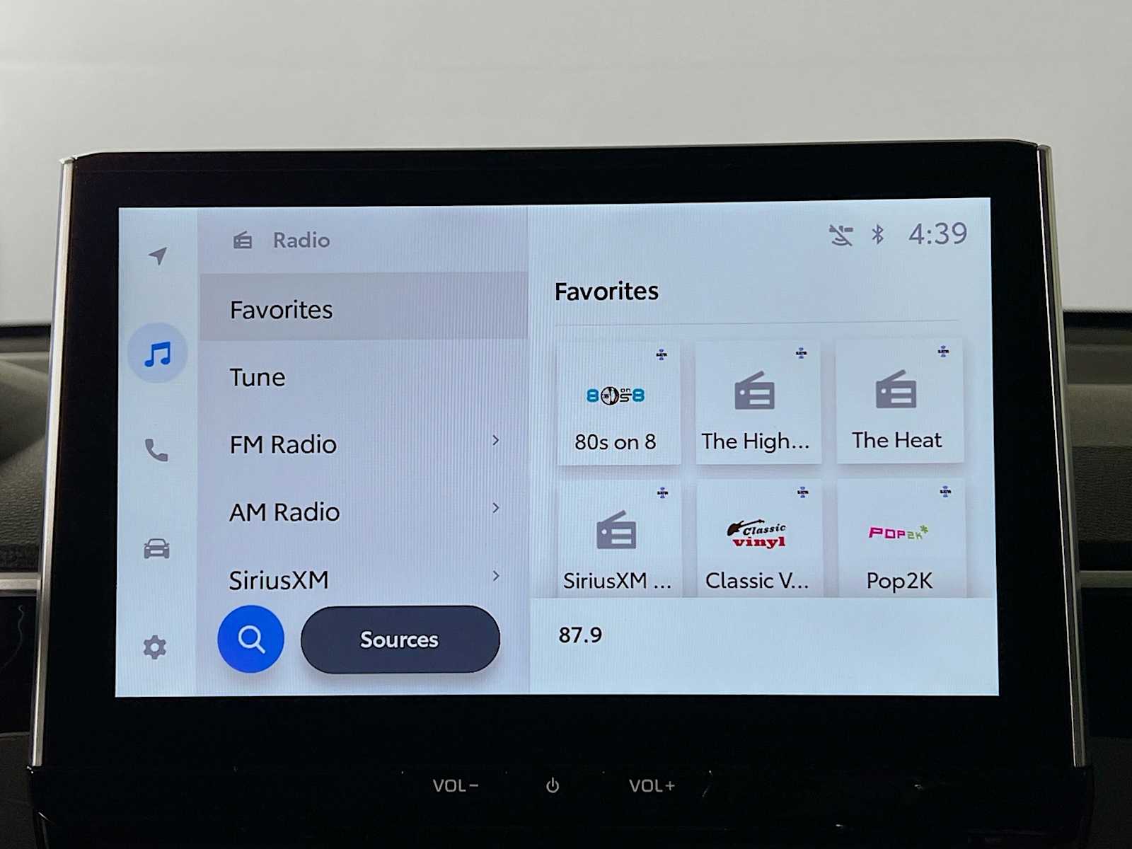 2026 Toyota Corolla Cross XLE - Photo 8