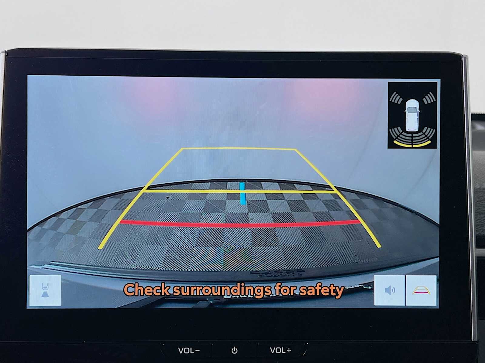 2026 Toyota Corolla Cross XLE - Photo 9