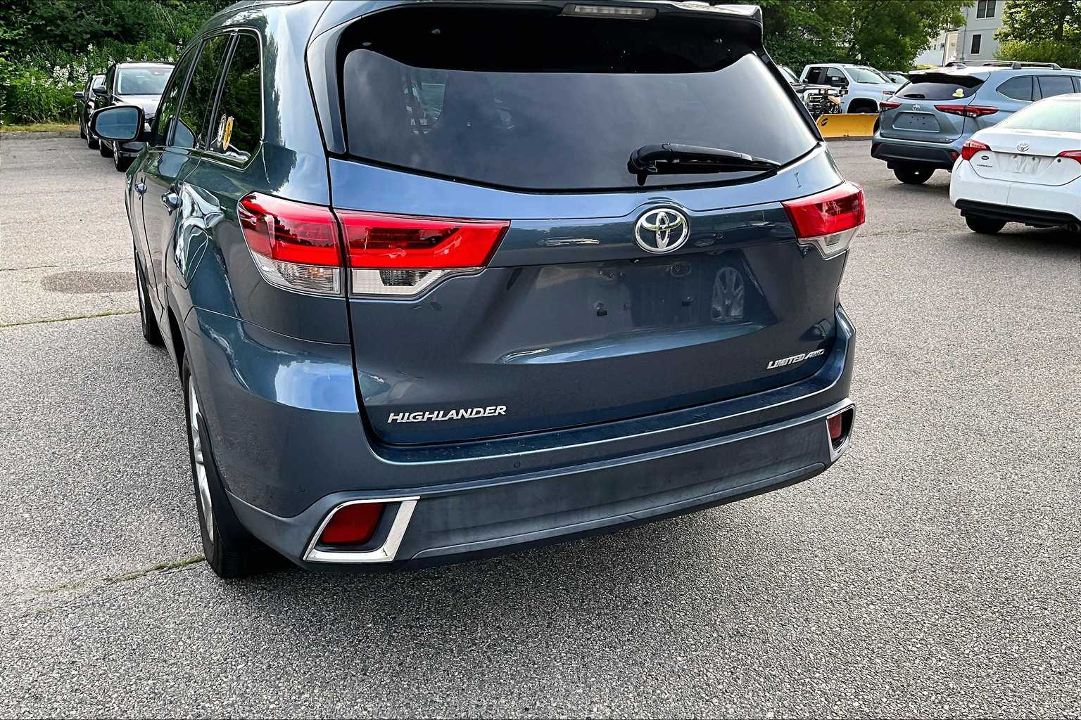2019 Toyota Highlander Limited - Photo 7
