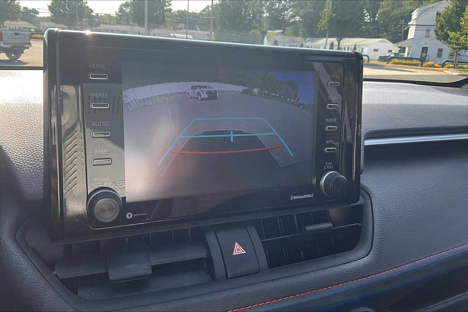 2021 Toyota RAV4 Prime SE - Photo 19