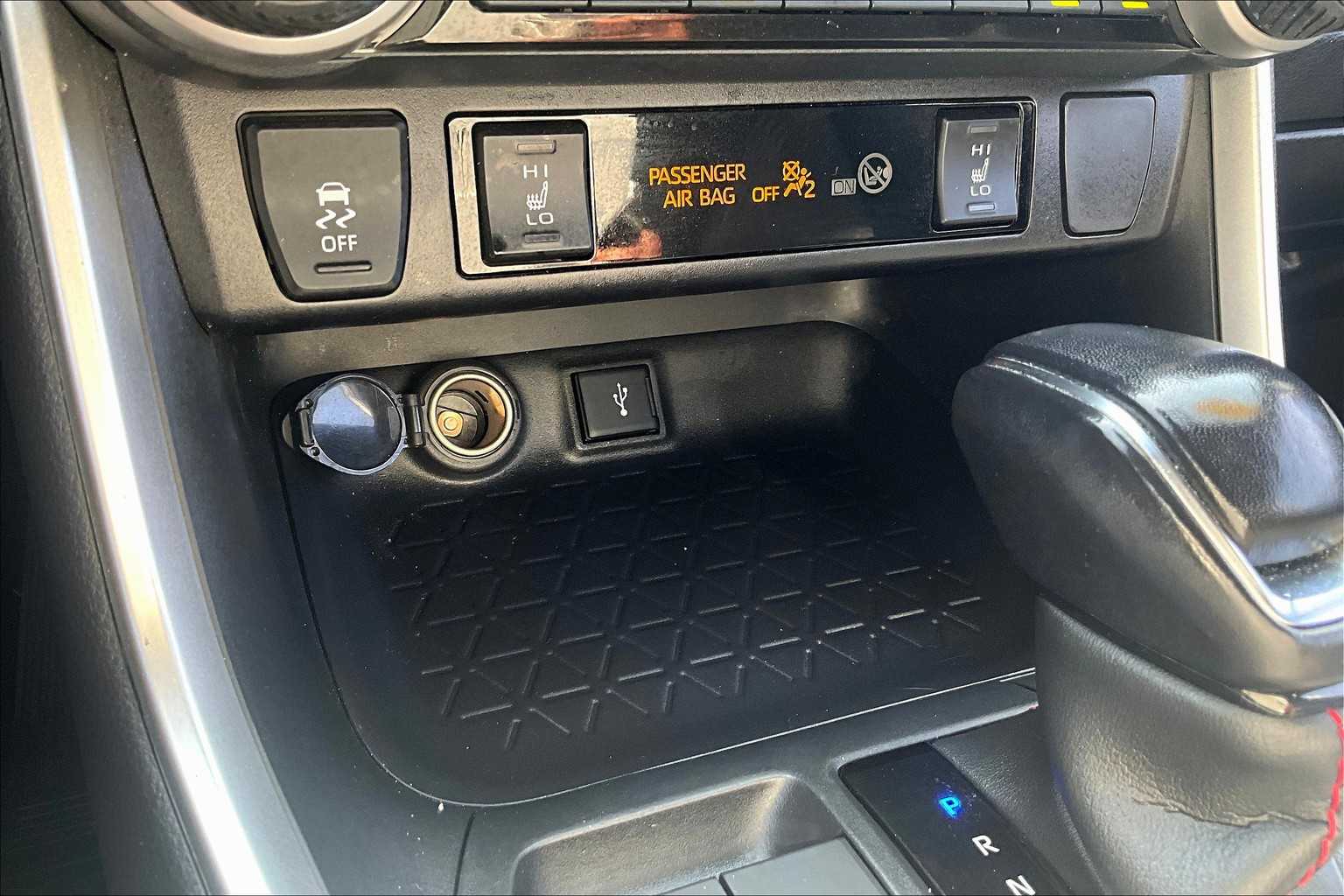 2021 Toyota RAV4 Prime SE - Photo 27