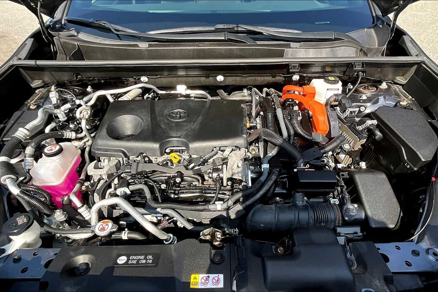 2021 Toyota RAV4 Prime SE - Photo 30