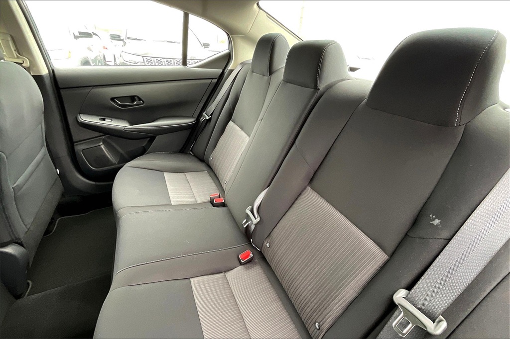 2025 Nissan Sentra SV - Photo 15