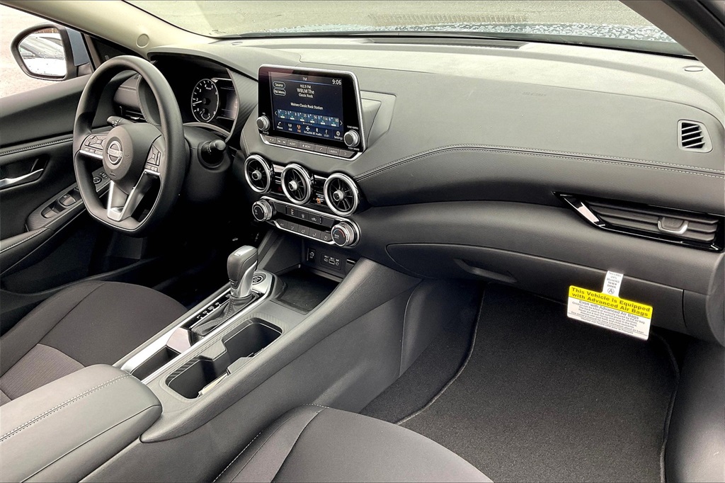 2025 Nissan Sentra SV - Photo 10