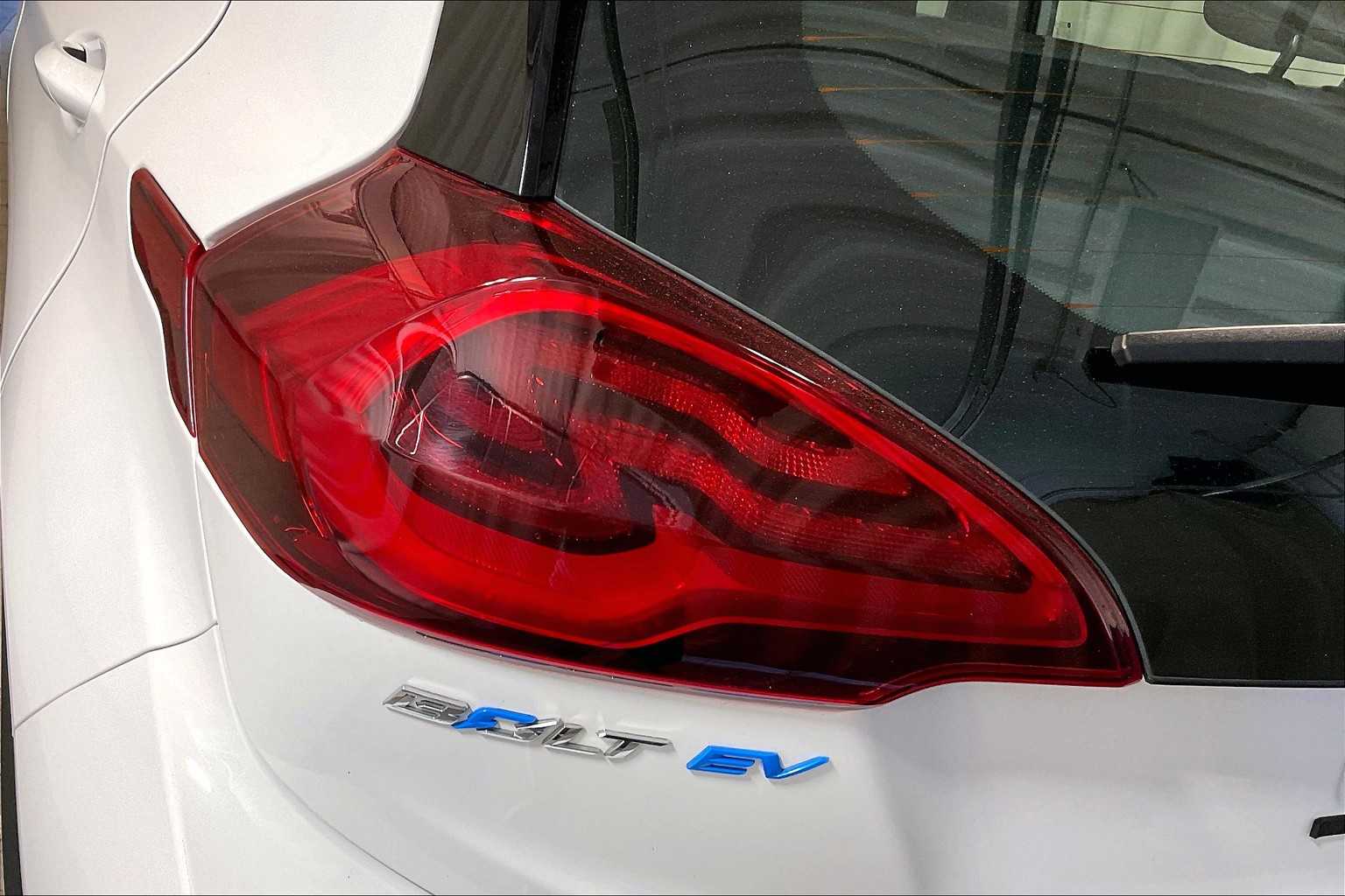 2020 Chevrolet Bolt EV LT - Photo 31