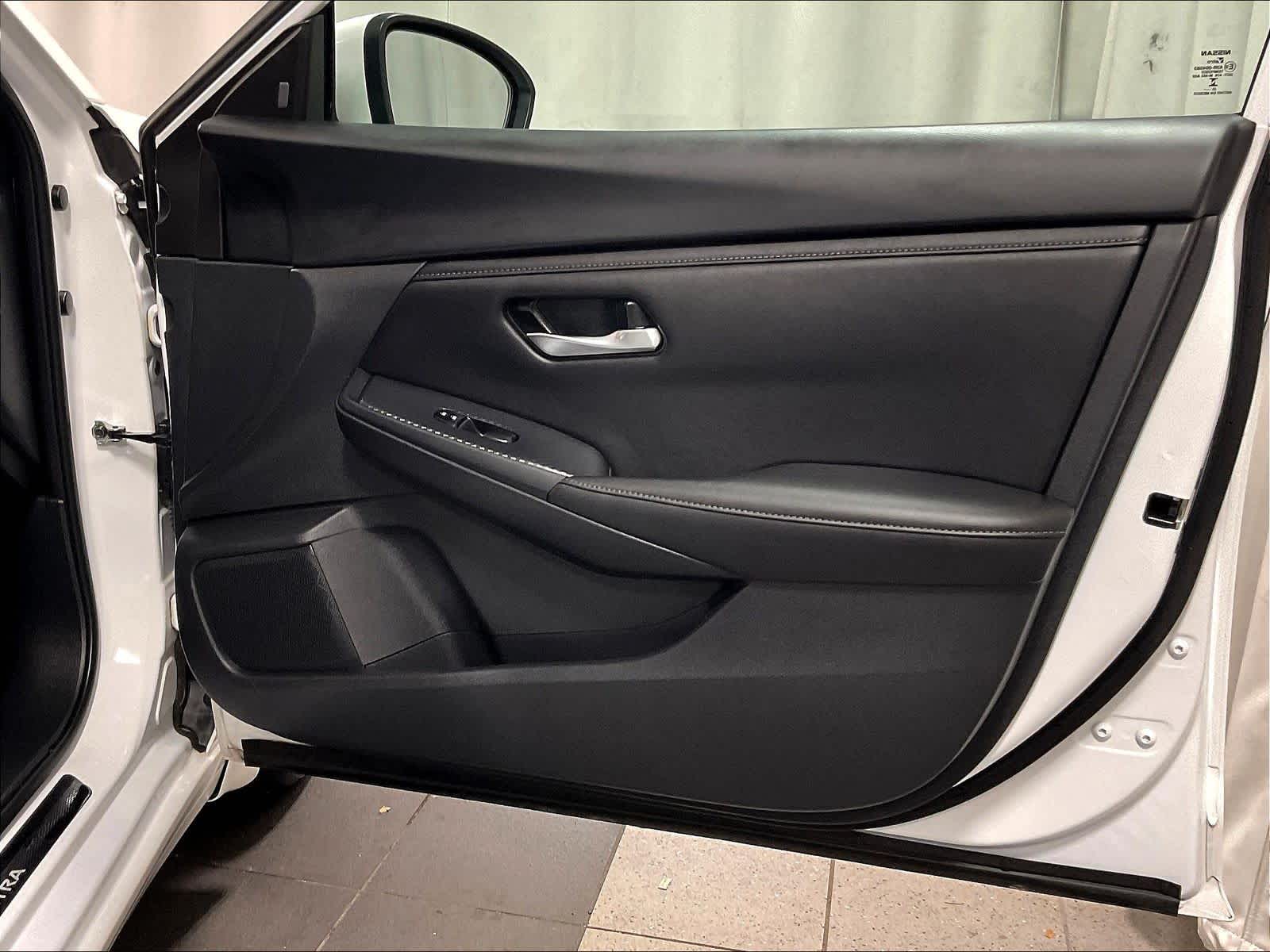 2024 Nissan Sentra SV - Photo 12