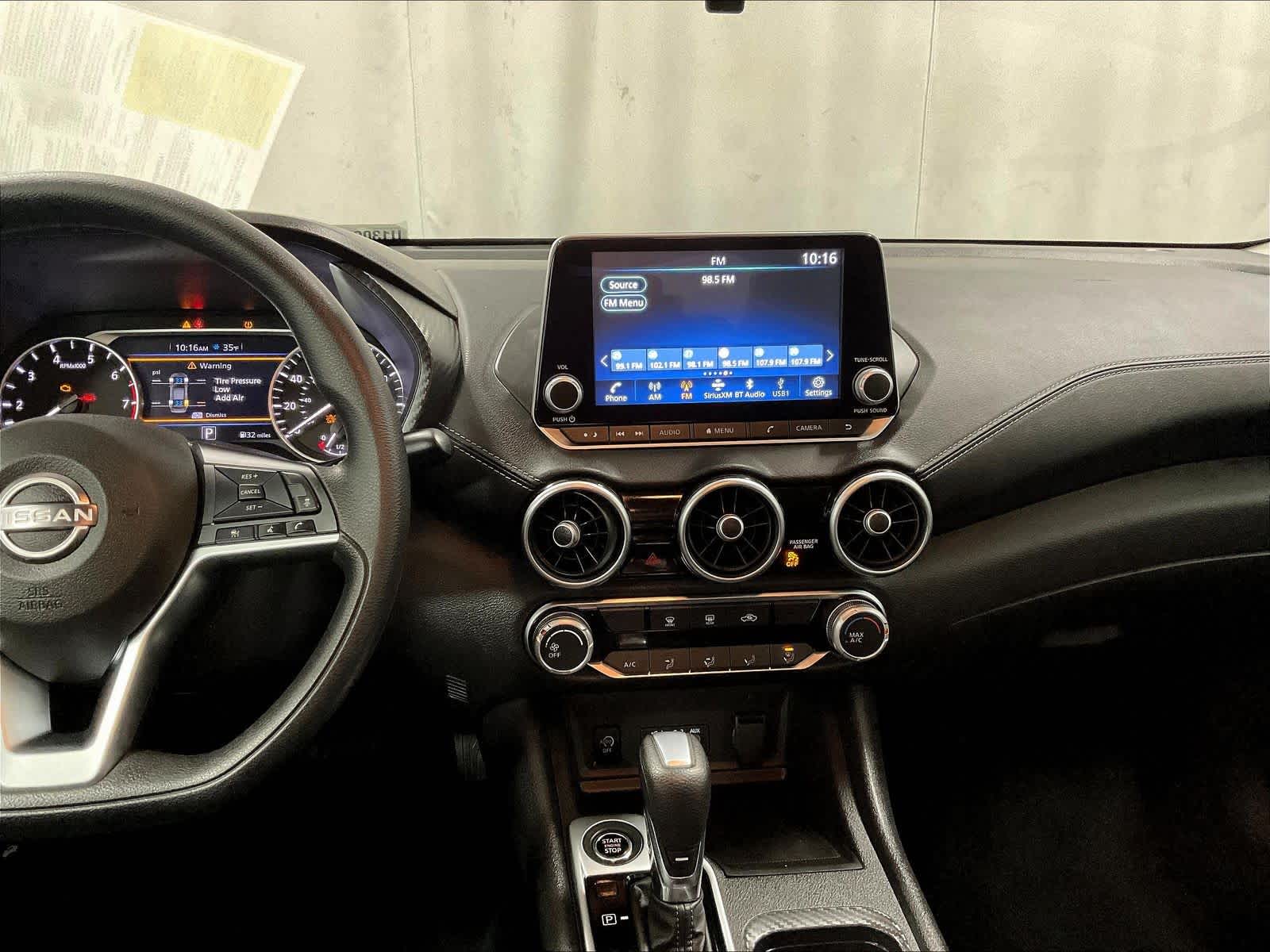 2024 Nissan Sentra SV - Photo 18