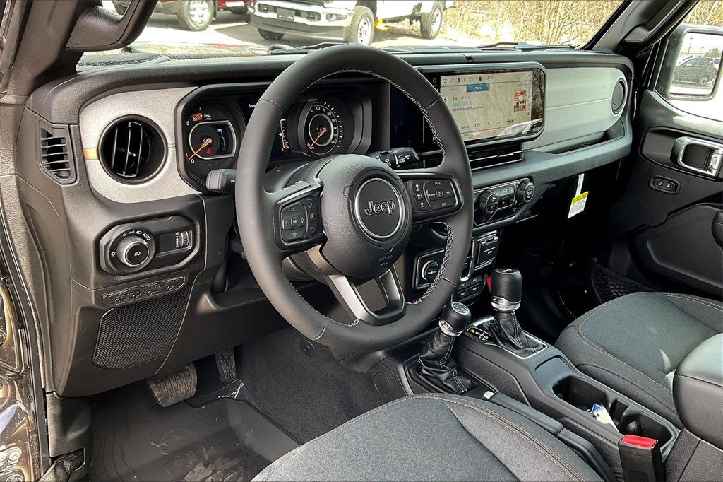 2025 Jeep Wrangler Willys - Photo 9