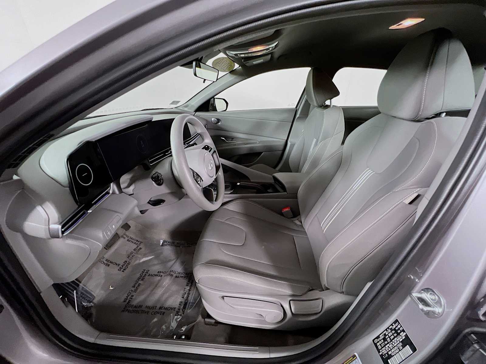 2024 Hyundai Elantra SEL - Photo 21