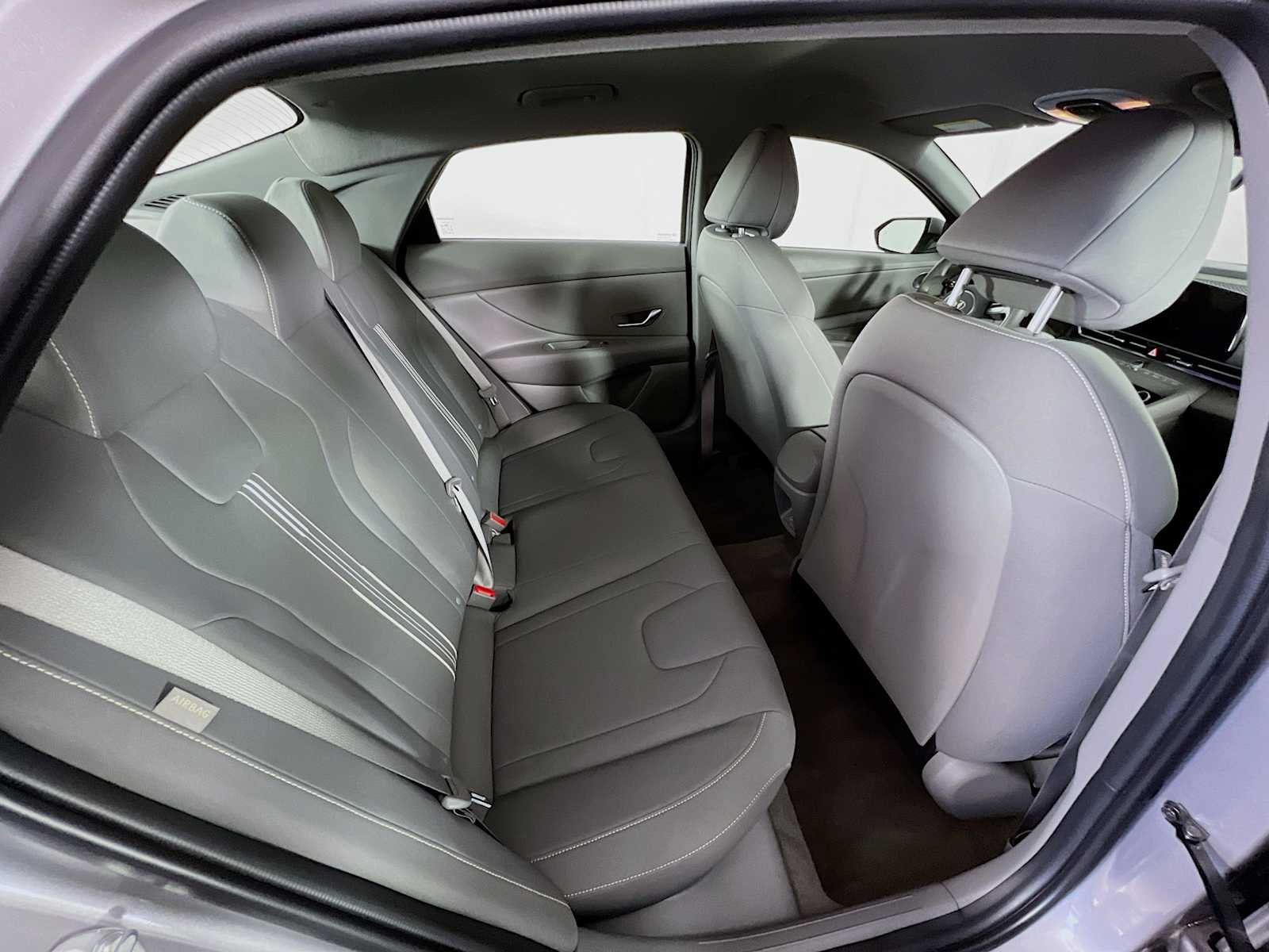 2024 Hyundai Elantra SEL - Photo 26