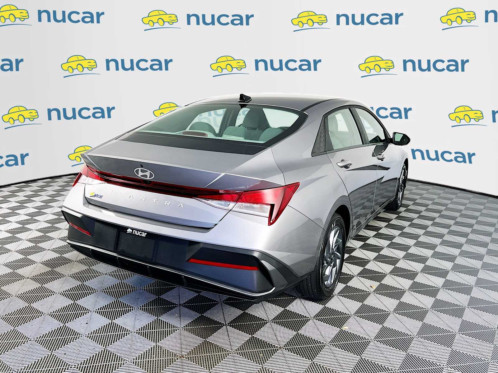 2024 Hyundai Elantra SEL - Photo 7