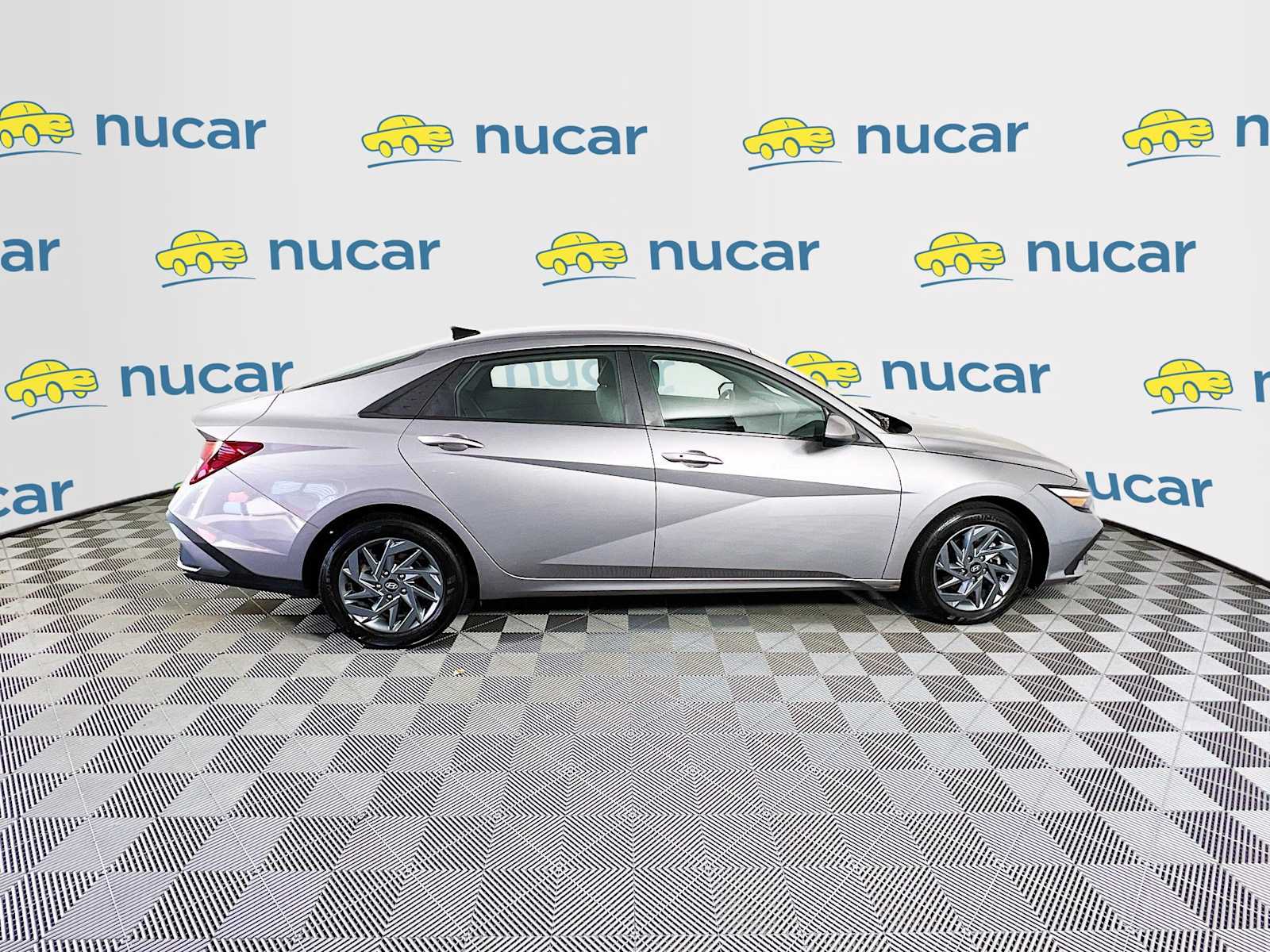 2024 Hyundai Elantra SEL - Photo 8