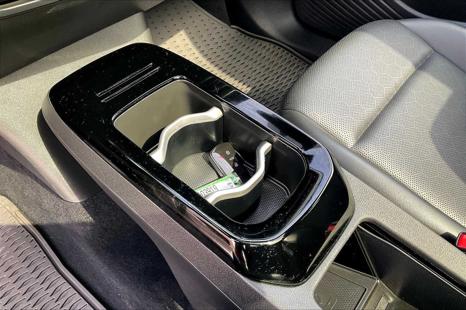 2022 Volkswagen ID.4 Pro S - Photo 20