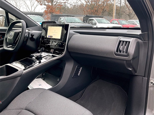 2024 Subaru Solterra Premium - Photo 17